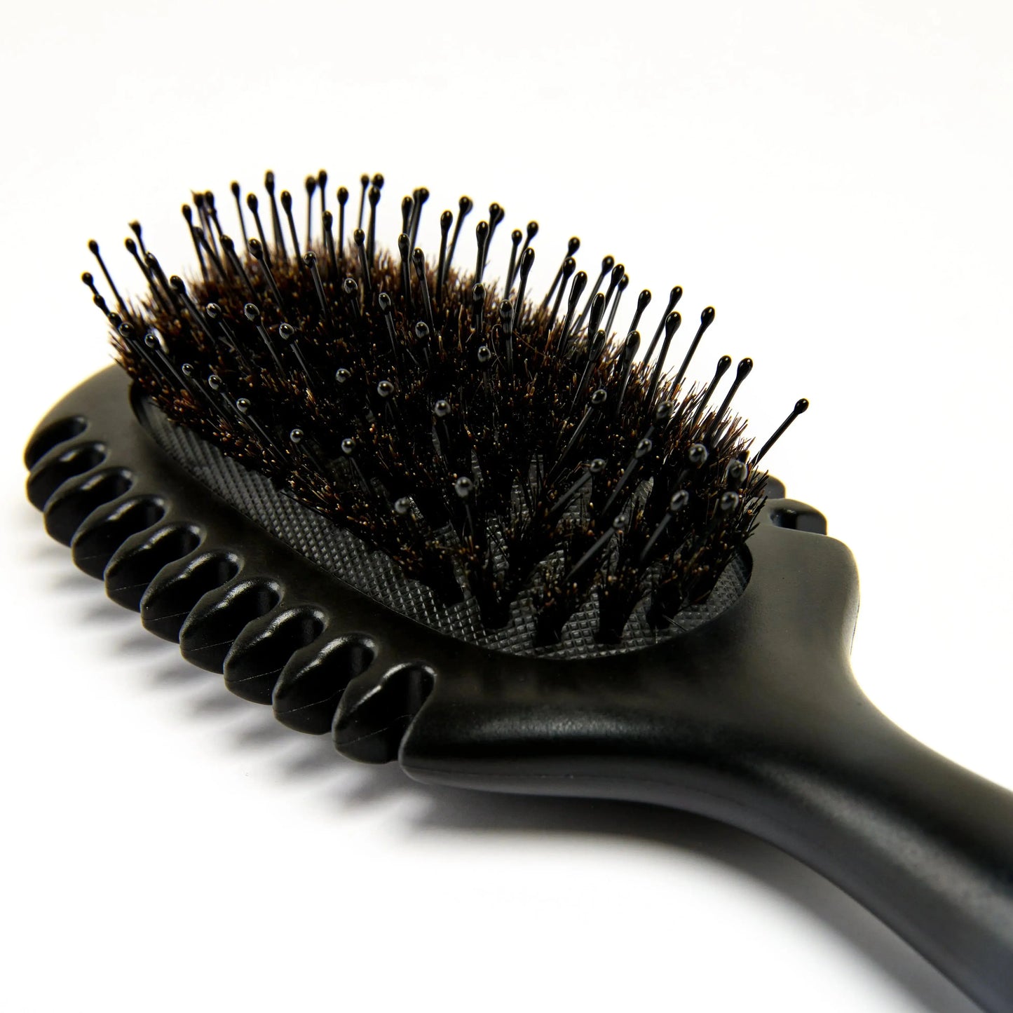 True Detangle Pro Brush with flexible bristles for natural, textured, and curly hair – reduces breakage and detangles effortlessly