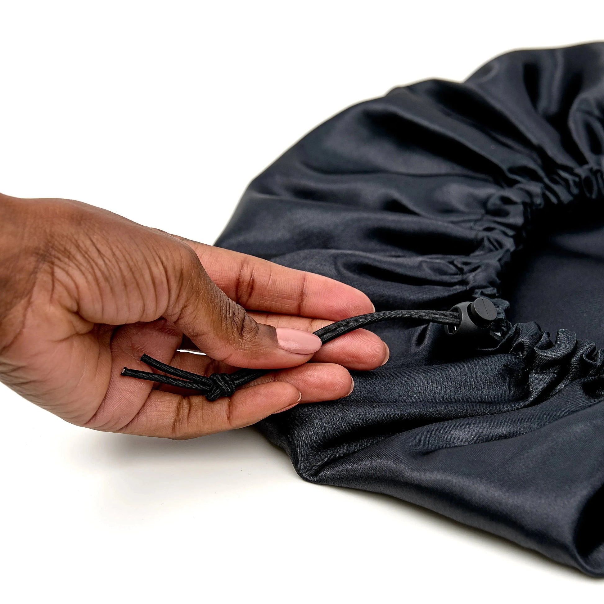 Signature Satin Bonnet True and Pure Texture